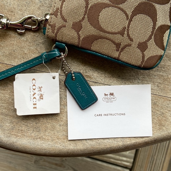 NWT Coach F51775 Park Signature Small Wristlet Bag in Khaki/Lagoon - Picture 5 of 9